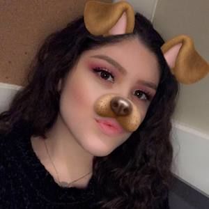 Meet your Posher, Briana